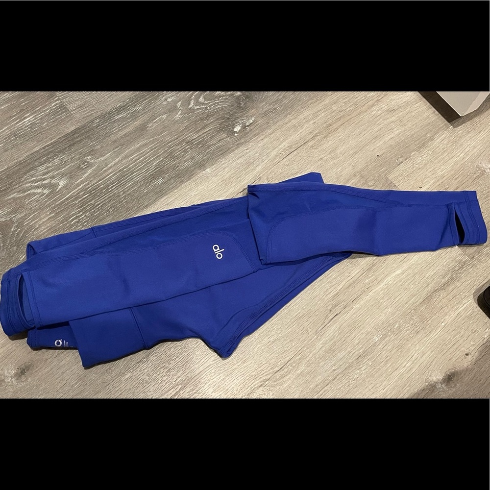 ALO Yoga Coast Stirrup Mesh Leggings Heel Strap Cobalt Blue Womens Size Small